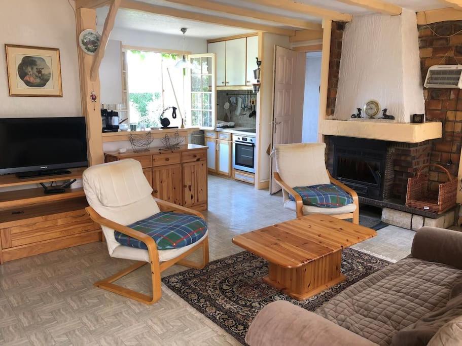 Maison St Florent Saint-Florent-le-Jeune 외부 사진